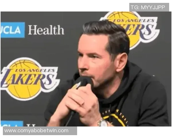 雷迪克谈太阳队合练情况强调球队凝聚力与现实挑战